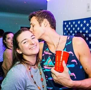 Meet your Posher, Justin